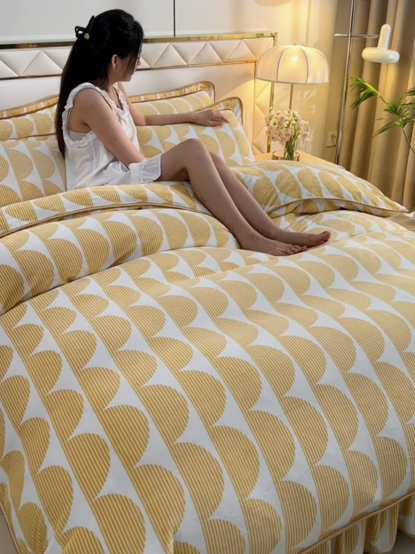 91家纺网 家纺一手货源 找家纺 馨梦缘 2025直播爆款8.5斤牛奶绒四件套加厚保暖床裙金貂绒 幸福