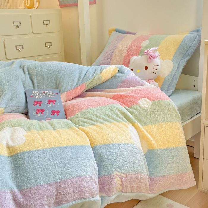 91家纺网 家纺一手货源 找家纺 川悦生活 2025新款立体雪花绒印花四件套学生床系列一场景一 彩虹爱心蓝