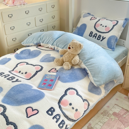 91家纺网 家纺一手货源 找家纺 （总）川悦生活 2025新款立体雪花绒印花四件套学生床系列一场景一