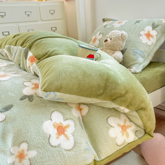 91家纺网 家纺一手货源 找家纺 川悦生活 2025新款立体雪花绒印花四件套学生床系列一场景一 奶芙小花