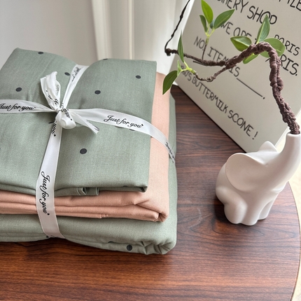 91家纺网 家纺一手货源 找家纺 爱思佳 2024新款A类母婴全棉双层纱印花四件套直播热卖系列-系列一 抹茶波波