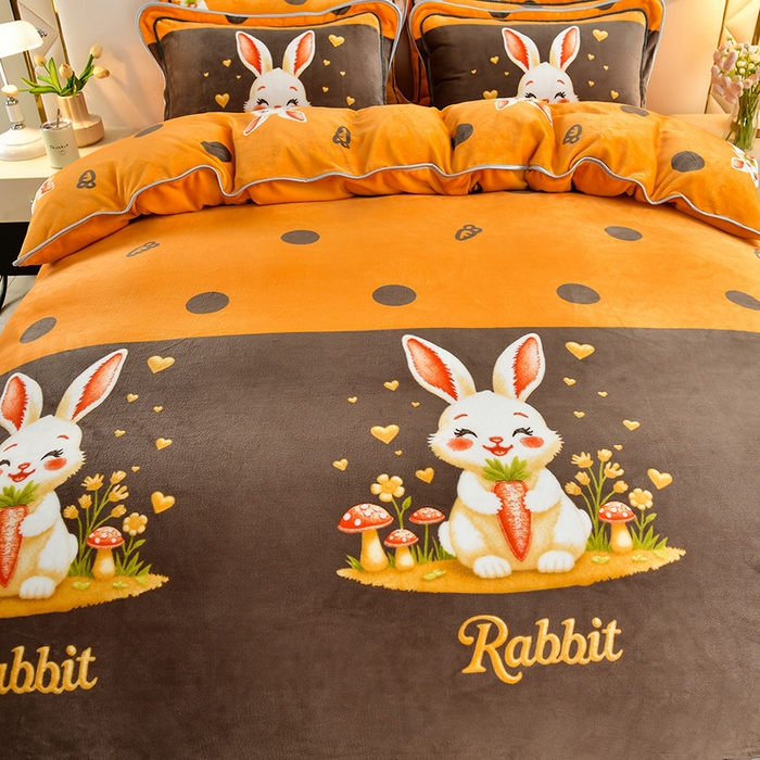 91家纺网 家纺一手货源 找家纺  馨梦缘 2025直播爆款8.5斤牛奶绒四件套加厚保暖床裙金貂绒 萝卜兔