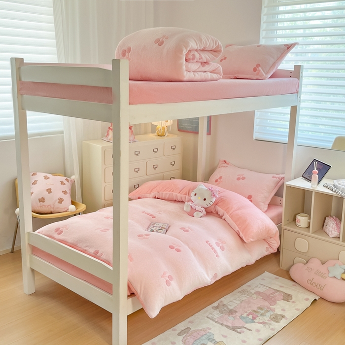 91家纺网 家纺一手货源 找家纺 （总）川悦生活 2025新款立体雪花绒印花四件套学生床系列一场景一