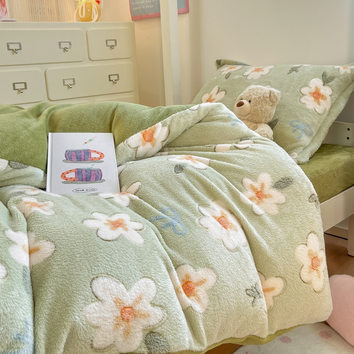 91家纺网 家纺一手货源 找家纺 川悦生活 2025新款立体雪花绒印花四件套学生床系列一场景一 奶芙小花