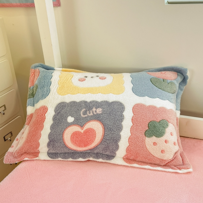 91家纺网 家纺一手货源 找家纺 川悦生活 2025新款立体雪花绒印花四件套学生床系列一场景一 甜蜜日常粉