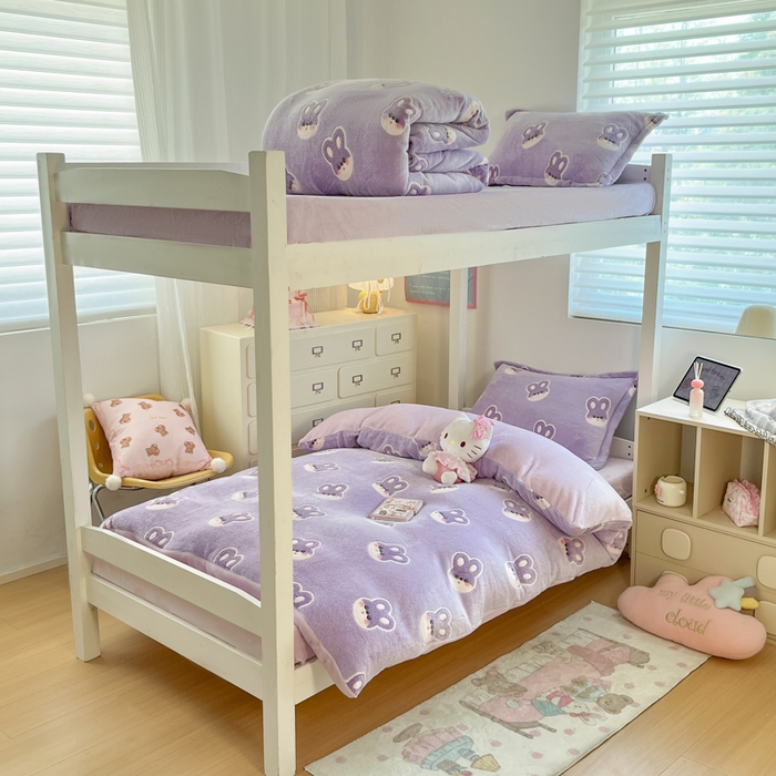 91家纺网 家纺一手货源 找家纺 川悦生活 2025新款立体雪花绒印花四件套学生床系列一场景一 妮娜兔