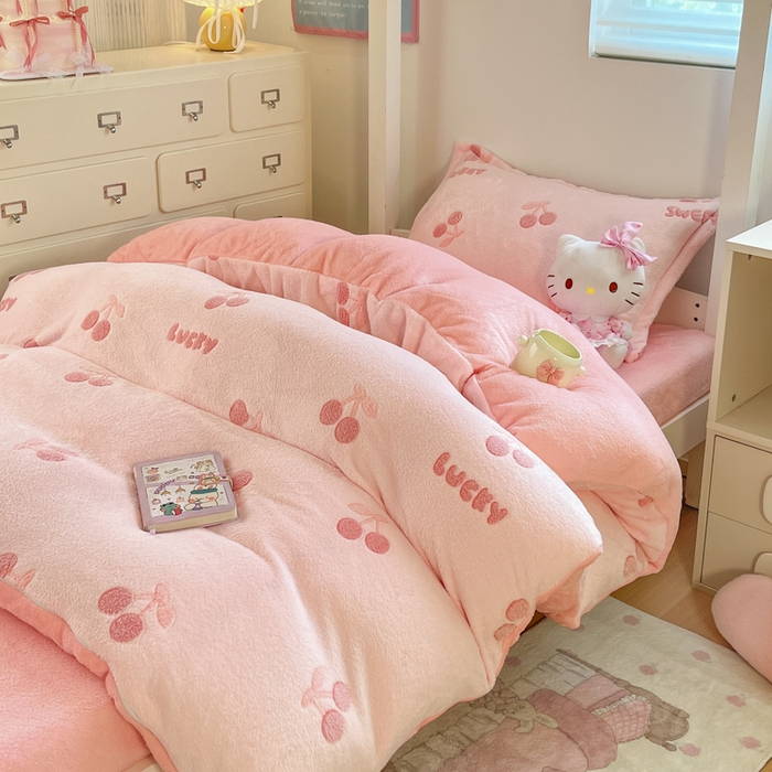 91家纺网 家纺一手货源 找家纺 （总）川悦生活 2025新款立体雪花绒印花四件套学生床系列一场景一