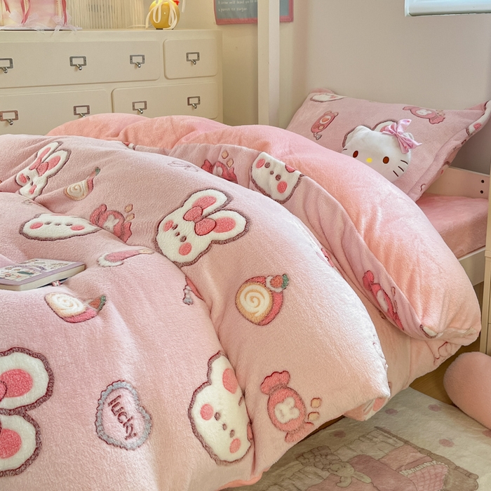 91家纺网 家纺一手货源 找家纺 川悦生活 2025新款立体雪花绒印花四件套学生床系列一场景一 蜜语奶兔