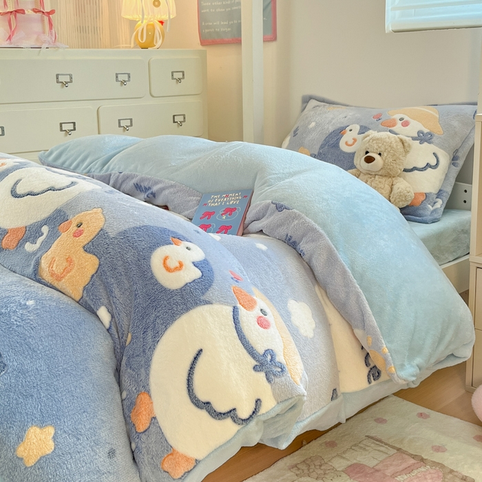 91家纺网 家纺一手货源 找家纺 川悦生活 2025新款立体雪花绒印花四件套学生床系列一场景一 哒哒鸭丫