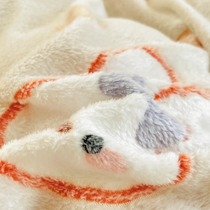 91家纺网 家纺一手货源 找家纺 川悦生活 2025新款立体雪花绒印花四件套学生床系列一场景一 橘兔