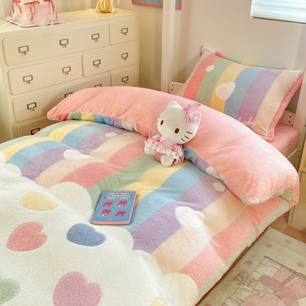 川悦生活 2025新款立体雪花绒印花四件套学生床系列一场景一 彩虹爱心粉