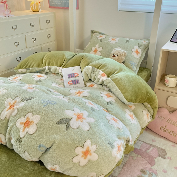 91家纺网 家纺一手货源 找家纺 川悦生活 2025新款立体雪花绒印花四件套学生床系列一场景一 奶芙小花