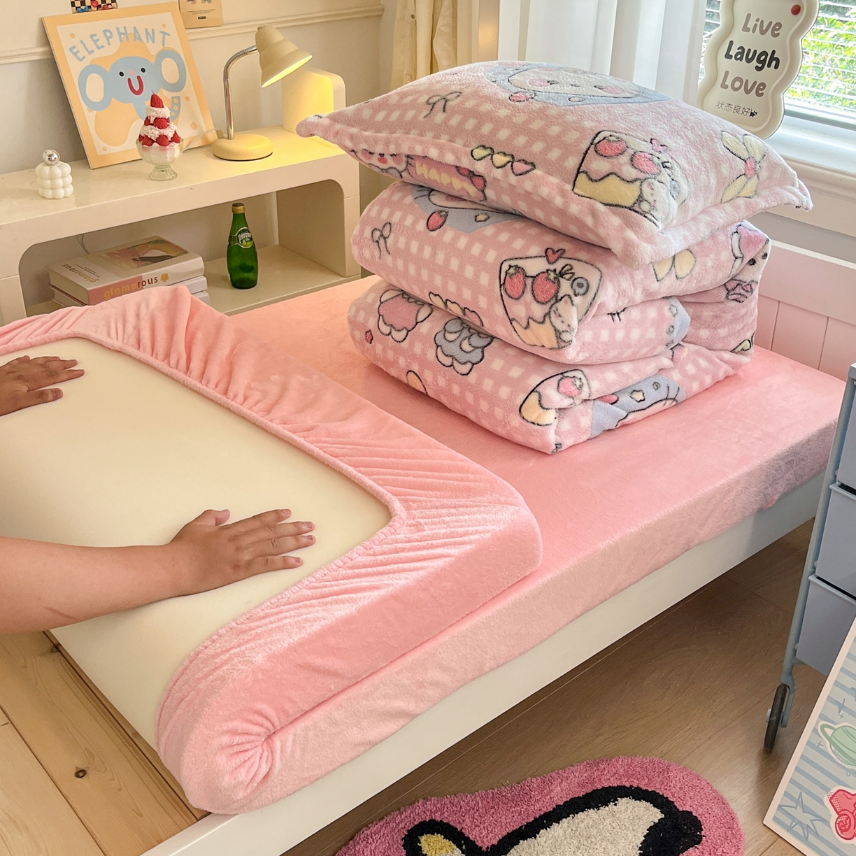 91家纺网 家纺一手货源 找家纺 （总）川悦生活 2025新款雪花绒宿舍床笠款三件套