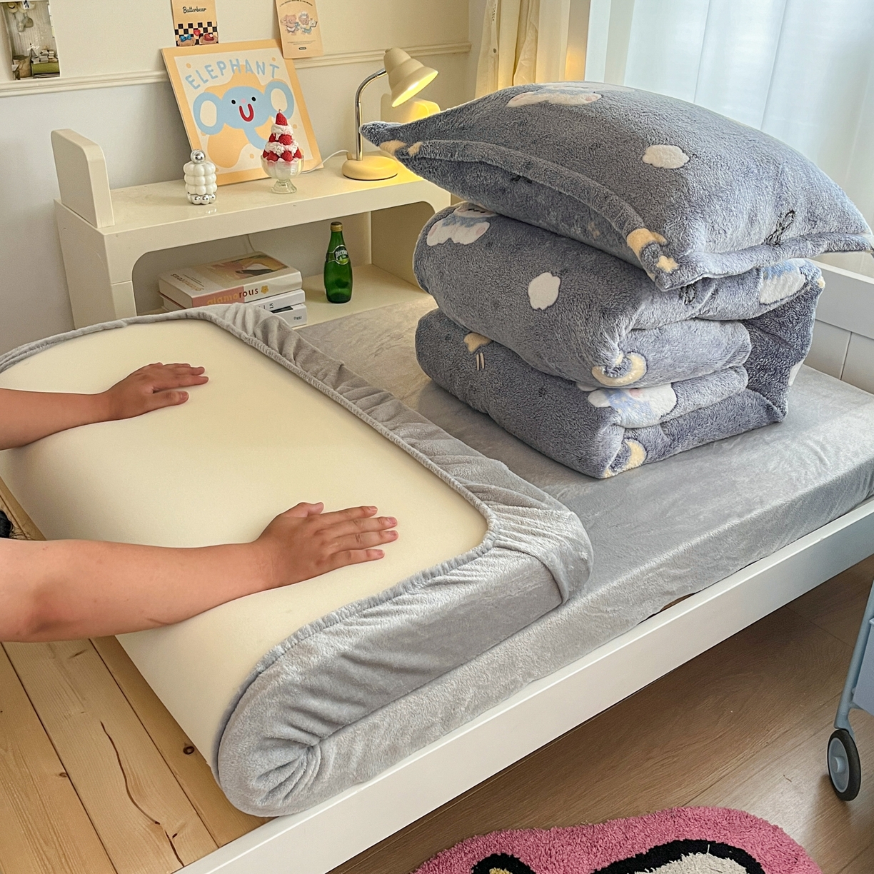 91家纺网 家纺一手货源 找家纺 （总）川悦生活 2025新款雪花绒宿舍床笠款三件套