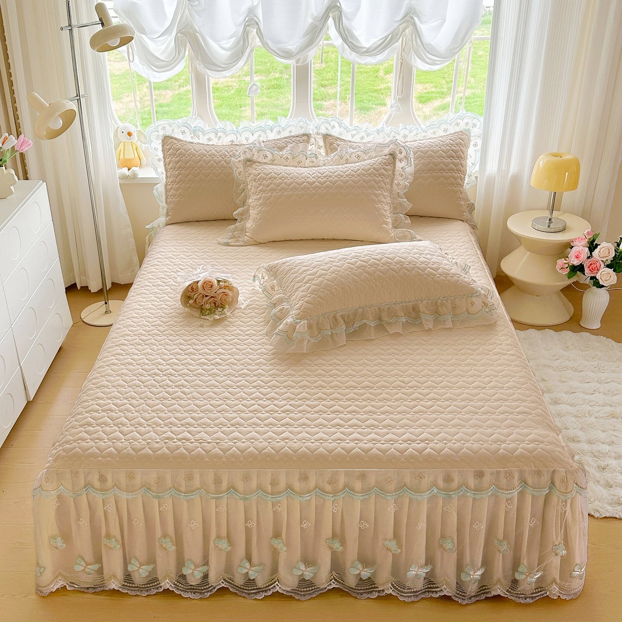 91家纺网 家纺一手货源 找家纺 罗艺轩 2025新款全棉纯棉斜纹工艺床裙四件套 蓝蝴蝶-咖色