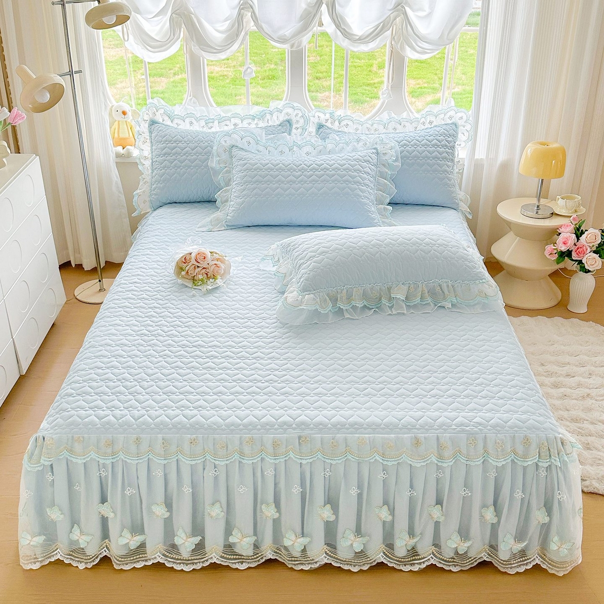 91家纺网 家纺一手货源 找家纺 罗艺轩 2025新款全棉纯棉斜纹工艺床裙四件套 蓝蝴蝶-蓝色