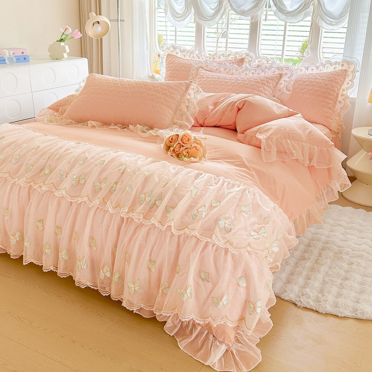 91家纺网 家纺一手货源 找家纺 罗艺轩 2025新款全棉纯棉斜纹工艺床裙四件套 蓝蝴蝶-玉色