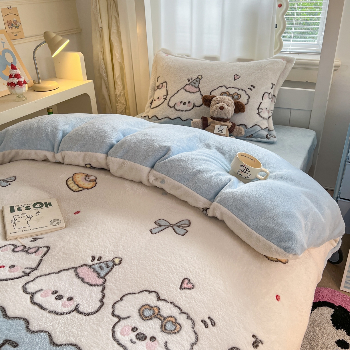 91家纺网 家纺一手货源 找家纺 川悦生活 2025新款雪花绒宿舍床笠款三件套 快乐派对