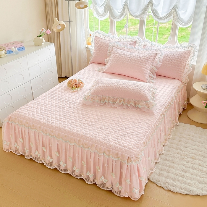 91家纺网 家纺一手货源 找家纺 罗艺轩 2025新款全棉纯棉斜纹花边单床裙床裙单件单品床裙 蓝蝴蝶-粉色