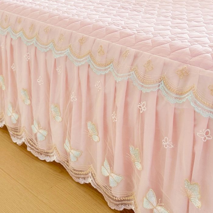 91家纺网 家纺一手货源 找家纺 罗艺轩 2025新款全棉纯棉斜纹花边单床裙床裙单件单品床裙 蓝蝴蝶-粉色