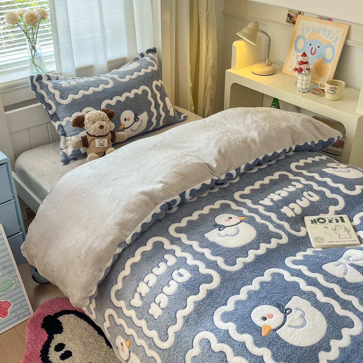 91家纺网 家纺一手货源 找家纺 川悦生活 2025新款雪花绒宿舍床笠款三件套 快乐鸭鸭