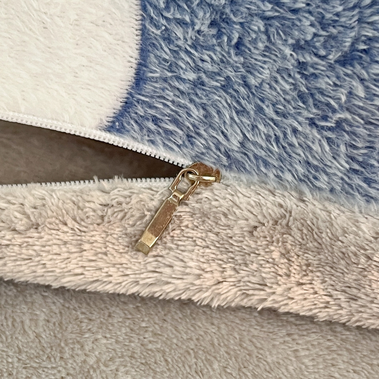 91家纺网 家纺一手货源 找家纺 川悦生活 2025新款雪花绒宿舍床笠款三件套 快乐鸭鸭