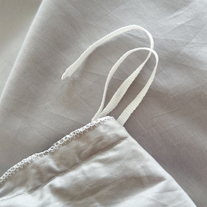 91家纺网 家纺一手货源 找家纺 罗艺轩 2025新款全棉纯棉斜纹花边单床裙床裙单件单品床裙 蓝蝴蝶-灰色