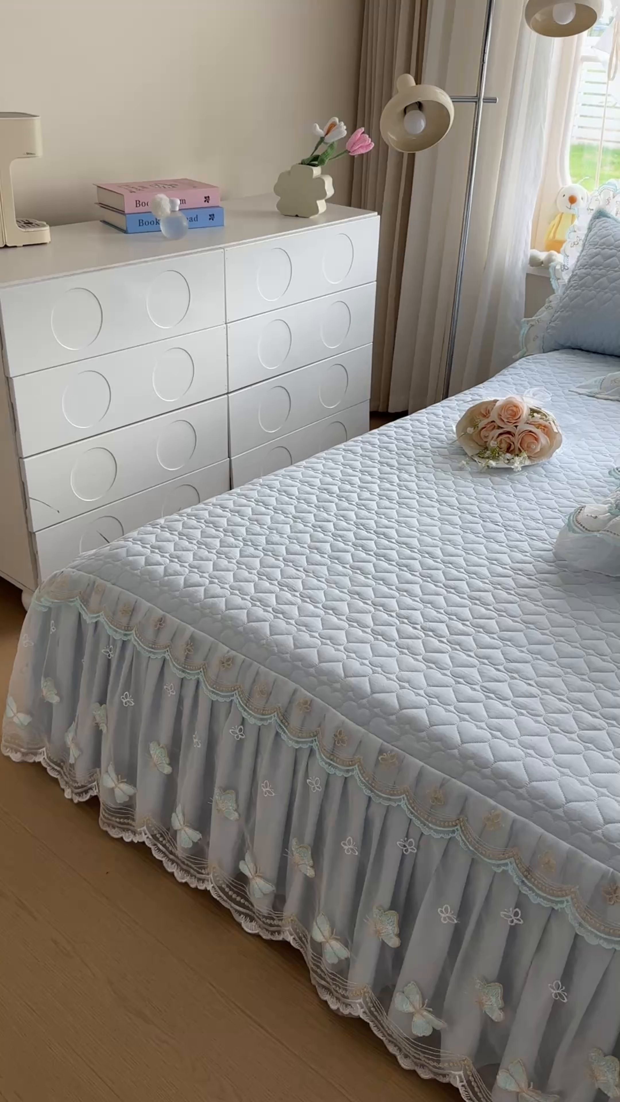 91家纺网 家纺一手货源 找家纺 罗艺轩 2025新款全棉纯棉斜纹花边单床裙床裙单件单品床裙 蓝蝴蝶-蓝色