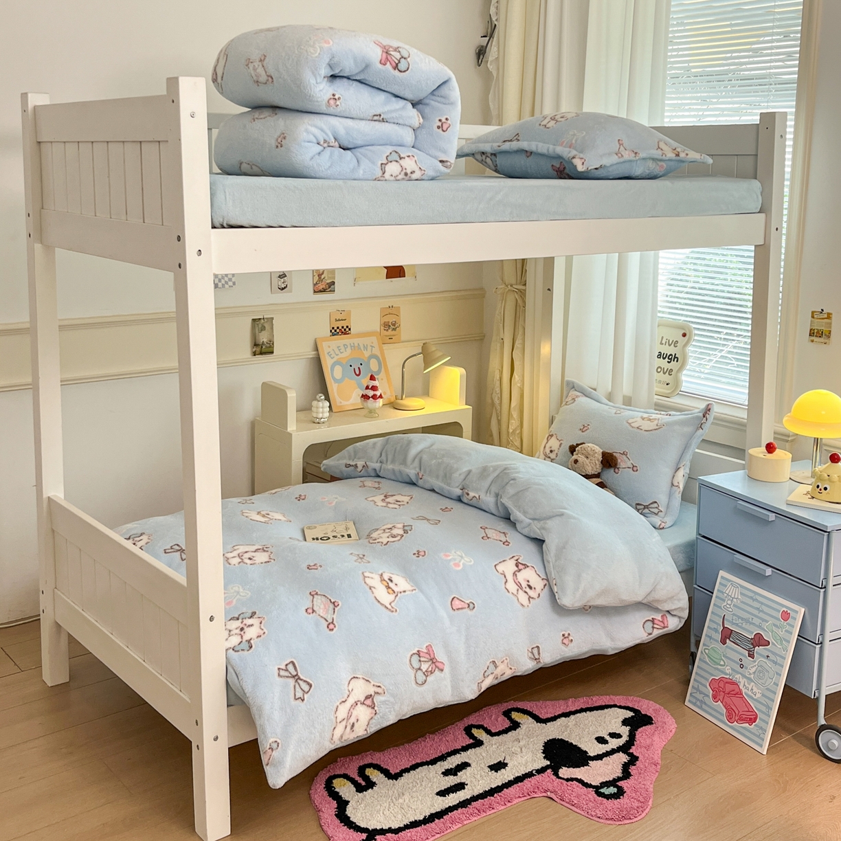 91家纺网 家纺一手货源 找家纺 川悦生活 2025新款雪花绒宿舍床笠款三件套 奶蓝小汪蓝