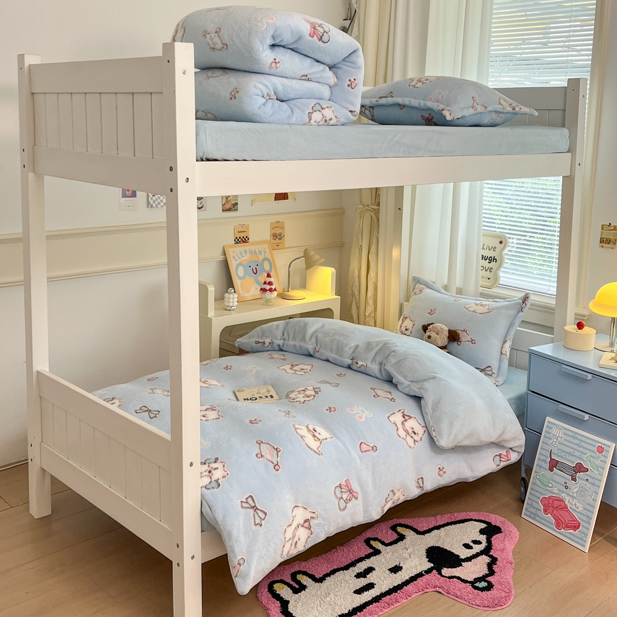 91家纺网 家纺一手货源 找家纺 川悦生活 2025新款雪花绒宿舍床笠款三件套 奶蓝小汪蓝