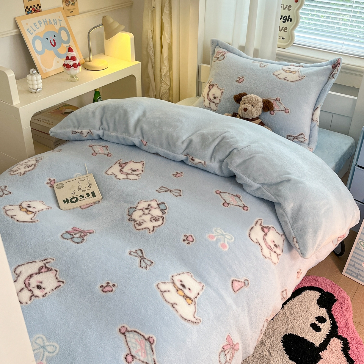 91家纺网 家纺一手货源 找家纺 川悦生活 2025新款雪花绒宿舍床笠款三件套 奶蓝小汪蓝