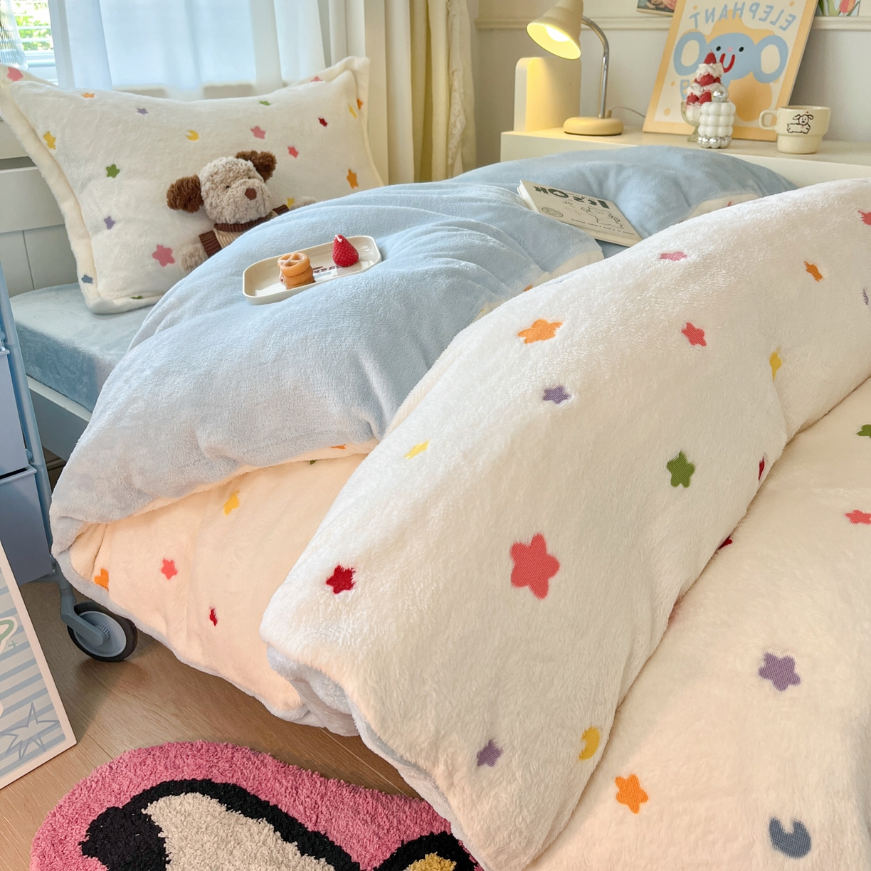 91家纺网 家纺一手货源 找家纺 川悦生活 2025新款雪花绒宿舍床笠款三件套 奶昔星星