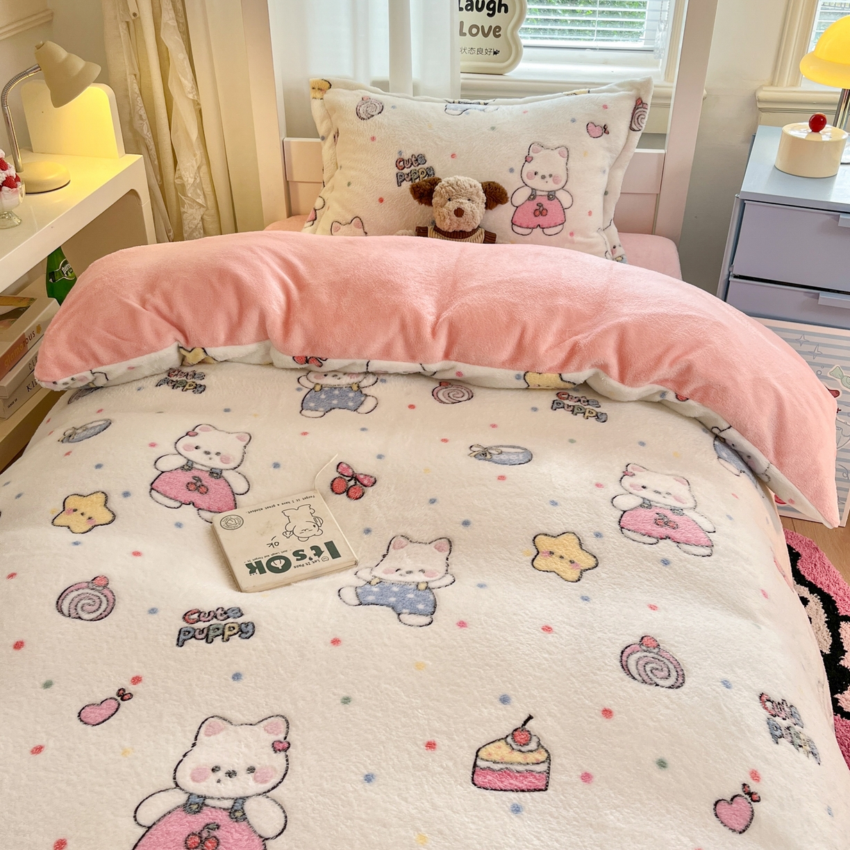 91家纺网 家纺一手货源 找家纺 川悦生活 2025新款雪花绒宿舍床笠款三件套 派对西高地