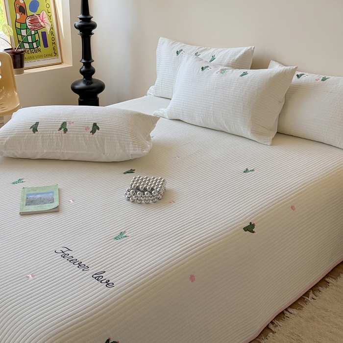 91家纺网 家纺一手货源 找家纺 （总）优悦生活馆 2025新款皱皱纱夹棉刺绣系列床盖