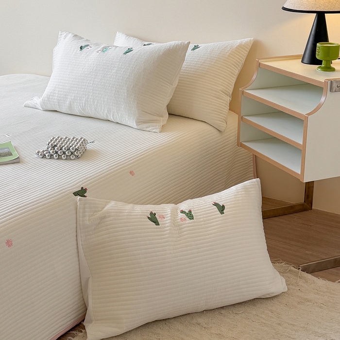 91家纺网 家纺一手货源 找家纺 （总）优悦生活馆 2025新款皱皱纱夹棉刺绣系列床盖