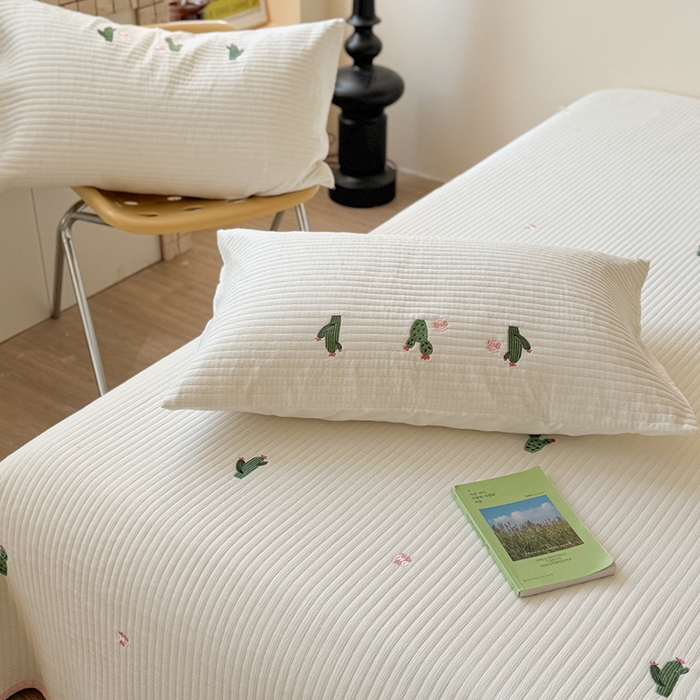 91家纺网 家纺一手货源 找家纺 （总）优悦生活馆 2025新款皱皱纱夹棉刺绣系列床盖