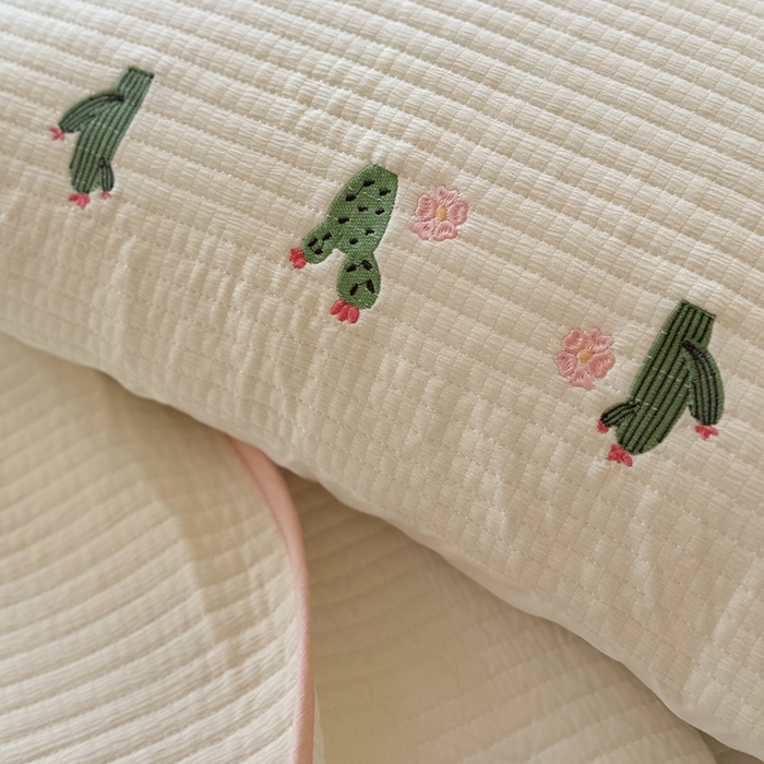 91家纺网 家纺一手货源 找家纺 （总）优悦生活馆 2025新款皱皱纱夹棉刺绣系列床盖