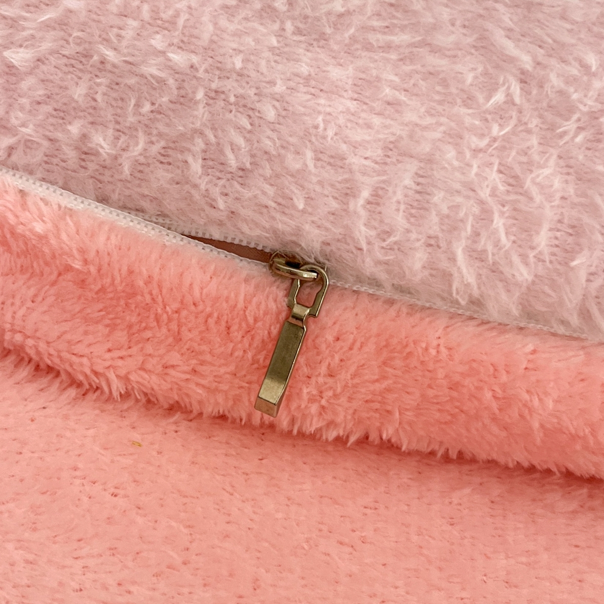 91家纺网 家纺一手货源 找家纺 川悦生活 2025新款雪花绒宿舍床笠款三件套 甜梦小猫