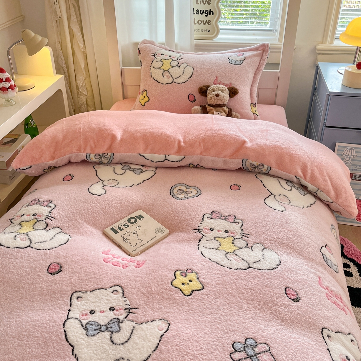 91家纺网 家纺一手货源 找家纺 川悦生活 2025新款雪花绒宿舍床笠款三件套 甜梦小猫