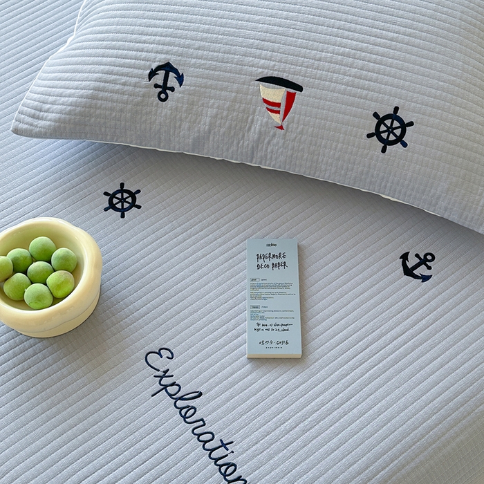 91家纺网 家纺一手货源 找家纺 优悦生活馆 2025新款皱皱纱夹棉刺绣系列床盖 帆船-蓝