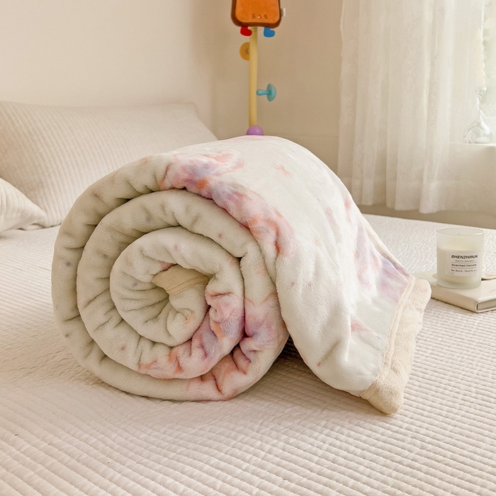 91家纺网 家纺一手货源 找家纺 启发毛毯 2025新款高克重双面牛奶绒盖毯 彩蝴蝶