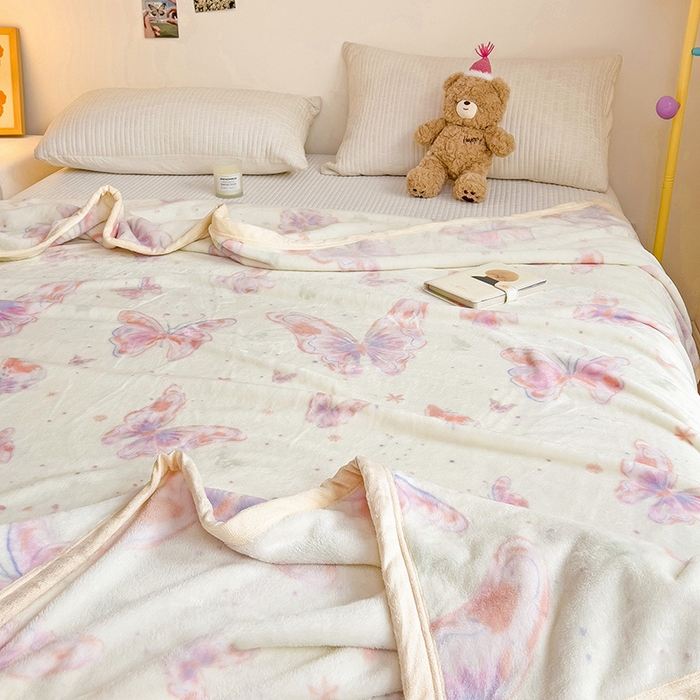 91家纺网 家纺一手货源 找家纺 启发毛毯 2025新款高克重双面牛奶绒盖毯 彩蝴蝶