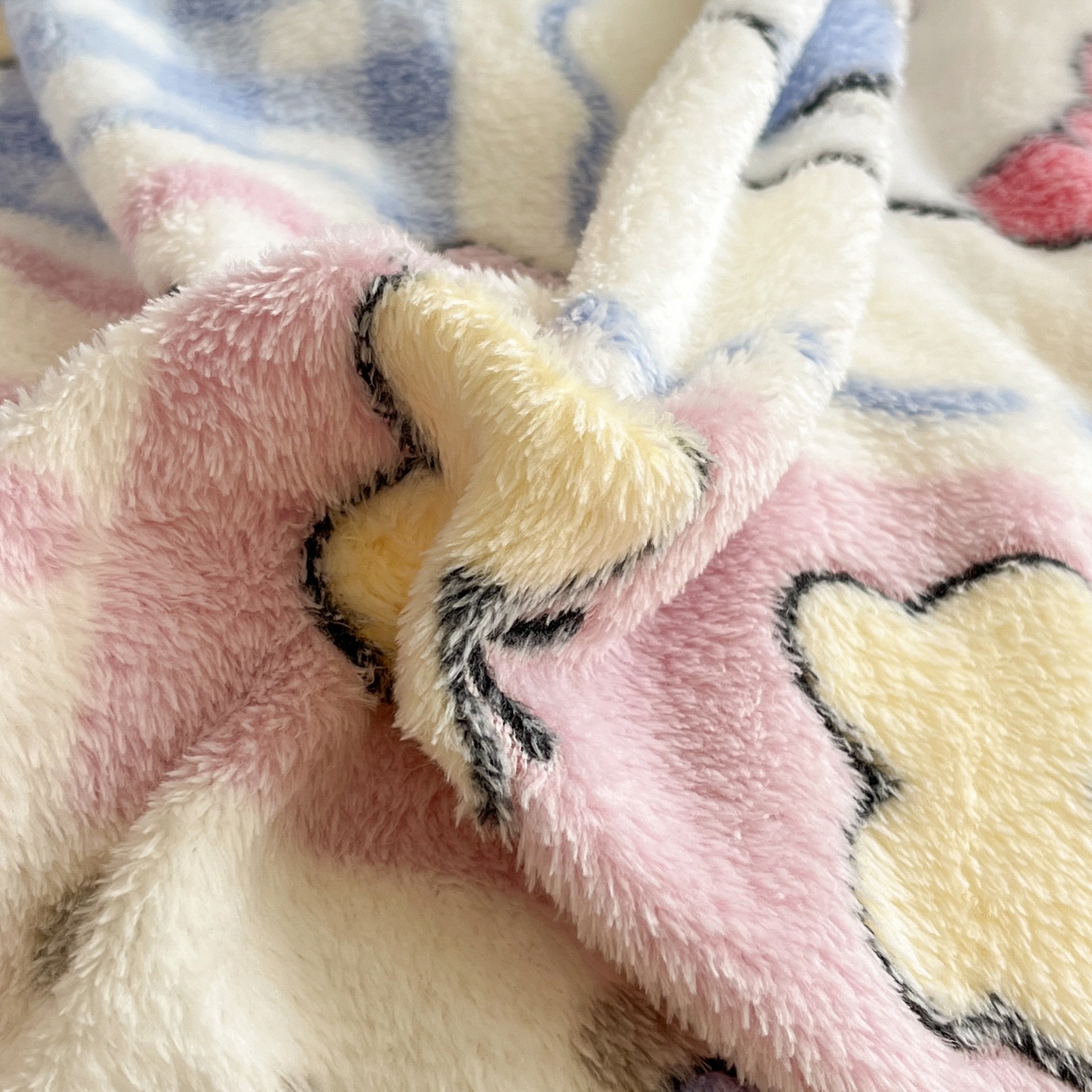 91家纺网 家纺一手货源 找家纺 川悦生活 2025新款雪花绒宿舍床笠款三件套 小喵甜心