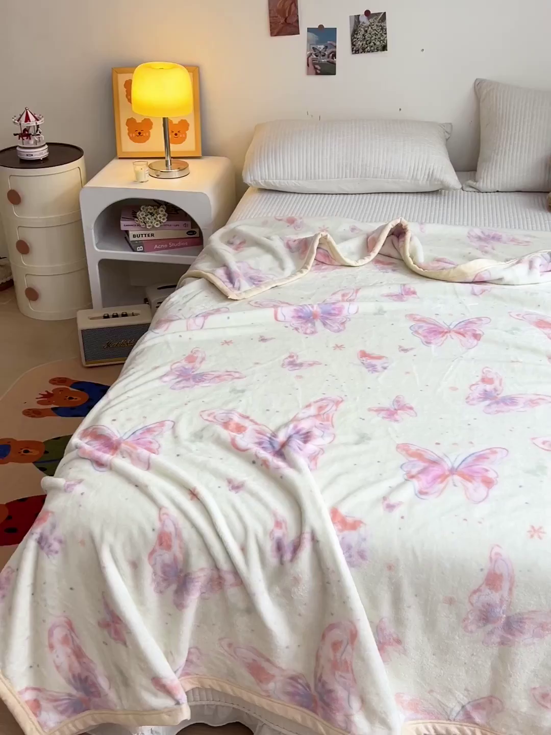 91家纺网 家纺一手货源 找家纺 启发毛毯 2025新款高克重双面牛奶绒盖毯 彩蝴蝶