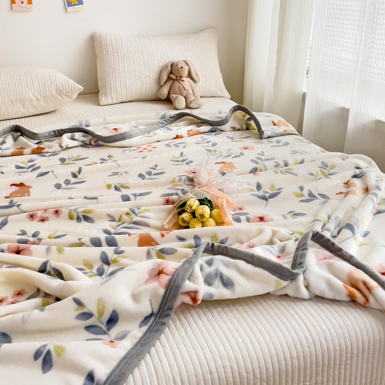 91家纺网 家纺一手货源 找家纺 启发毛毯 2025新款高克重双面牛奶绒盖毯 花花兔