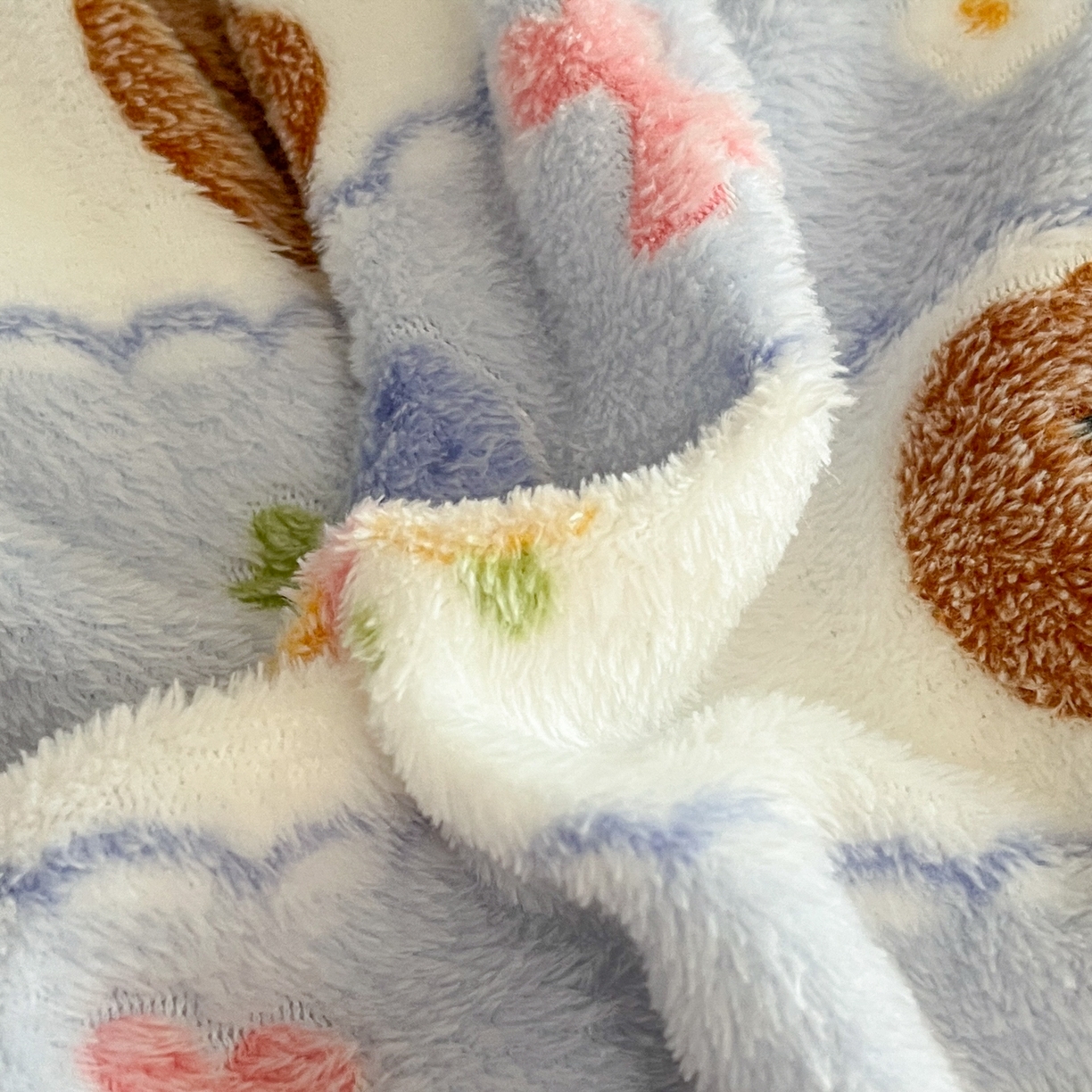 91家纺网 家纺一手货源 找家纺 川悦生活 2025新款雪花绒宿舍床笠款三件套 小熊花园