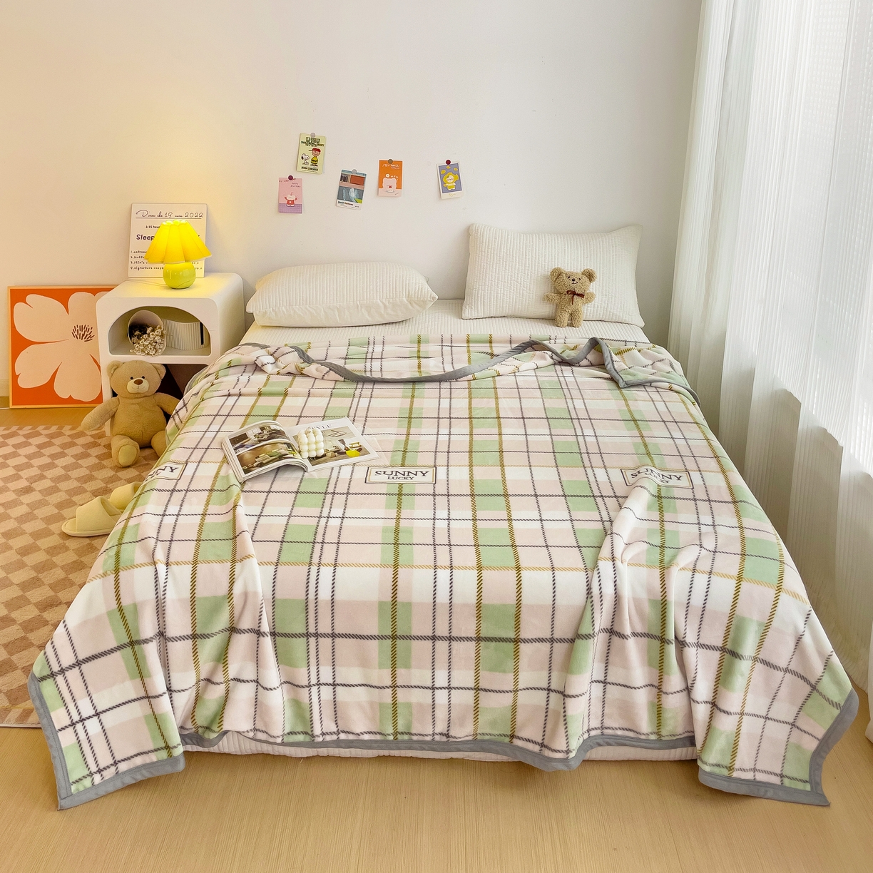 91家纺网 家纺一手货源 找家纺 启发毛毯 2025新款高克重双面牛奶绒盖毯 绿大格