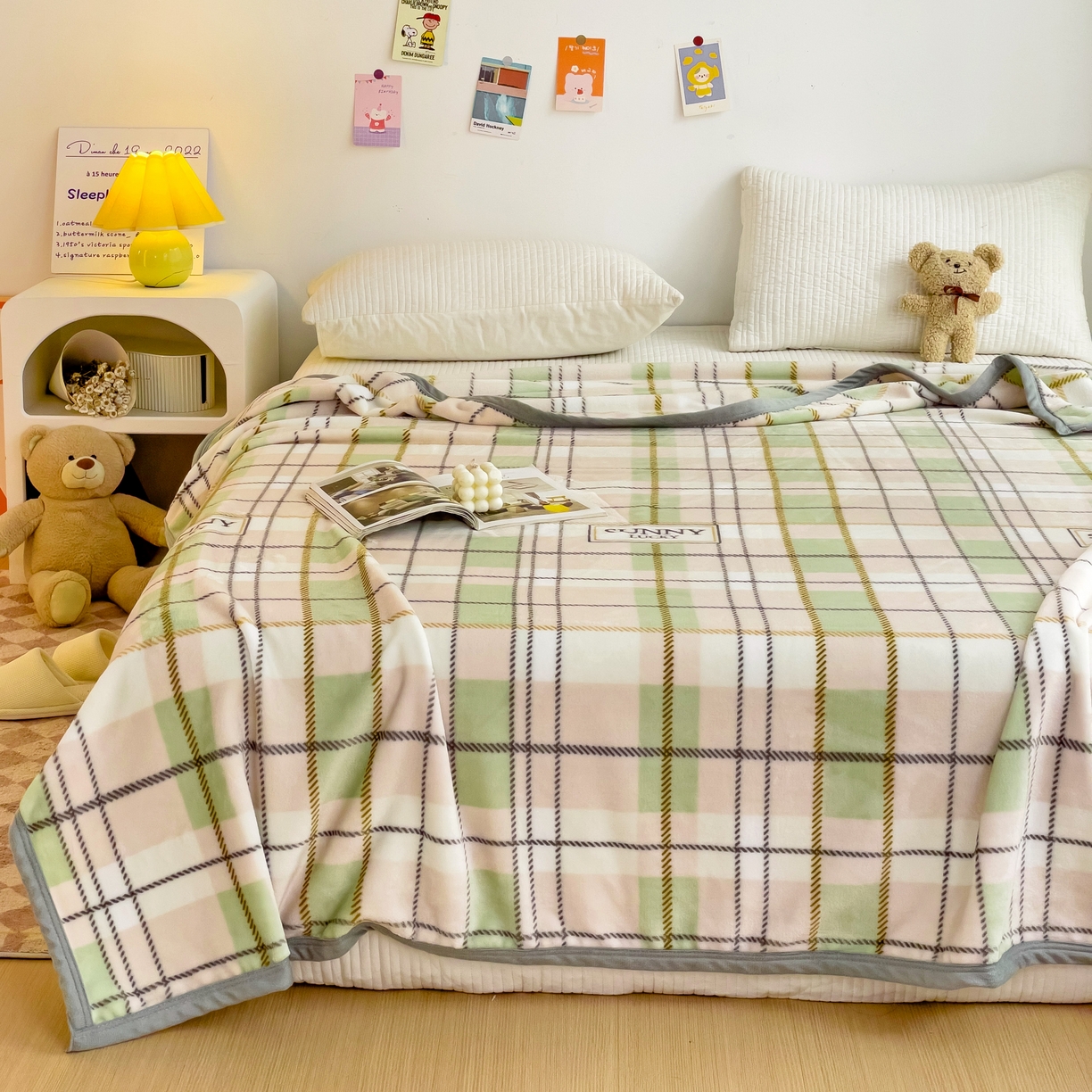 91家纺网 家纺一手货源 找家纺 启发毛毯 2025新款高克重双面牛奶绒盖毯 绿大格