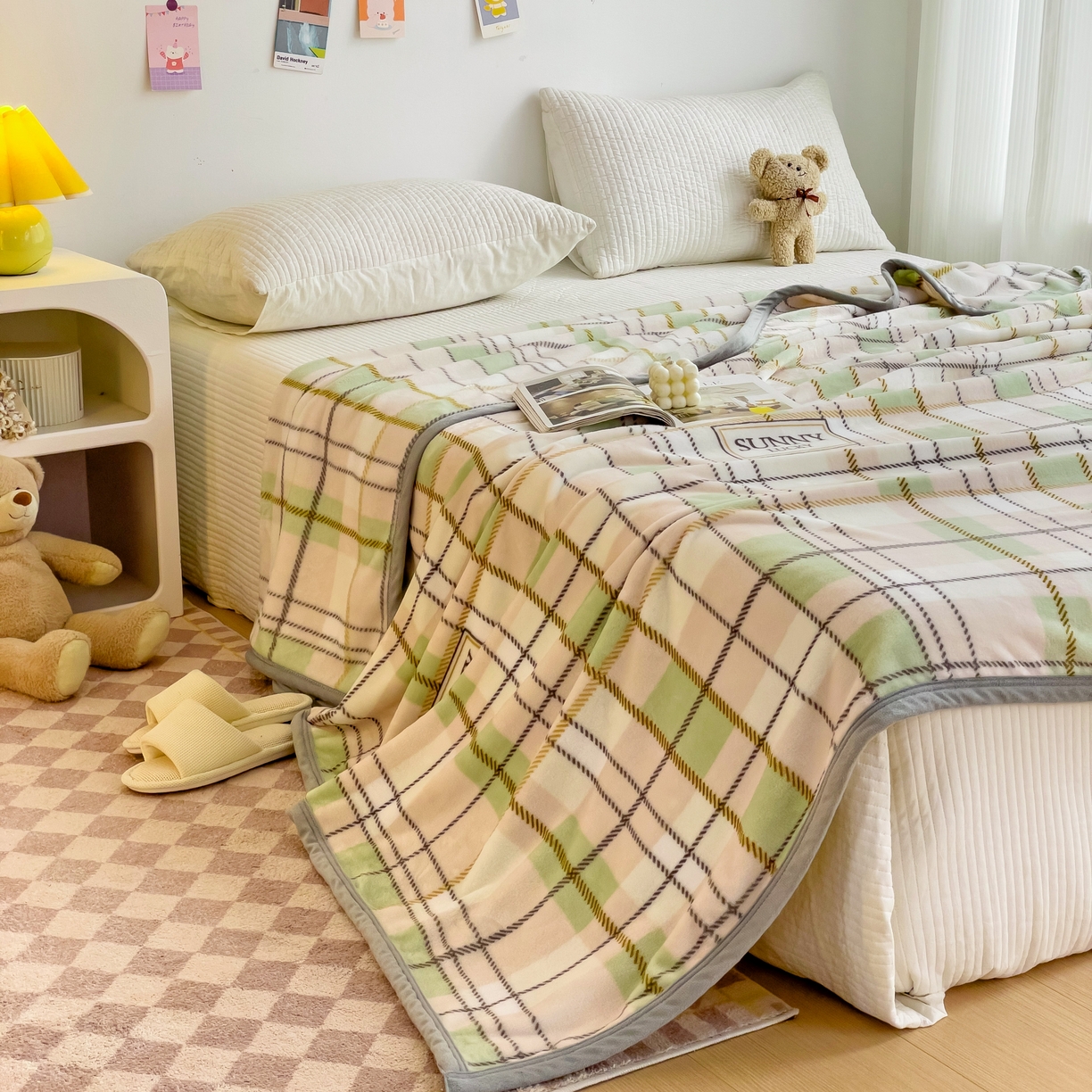 91家纺网 家纺一手货源 找家纺 启发毛毯 2025新款高克重双面牛奶绒盖毯 绿大格