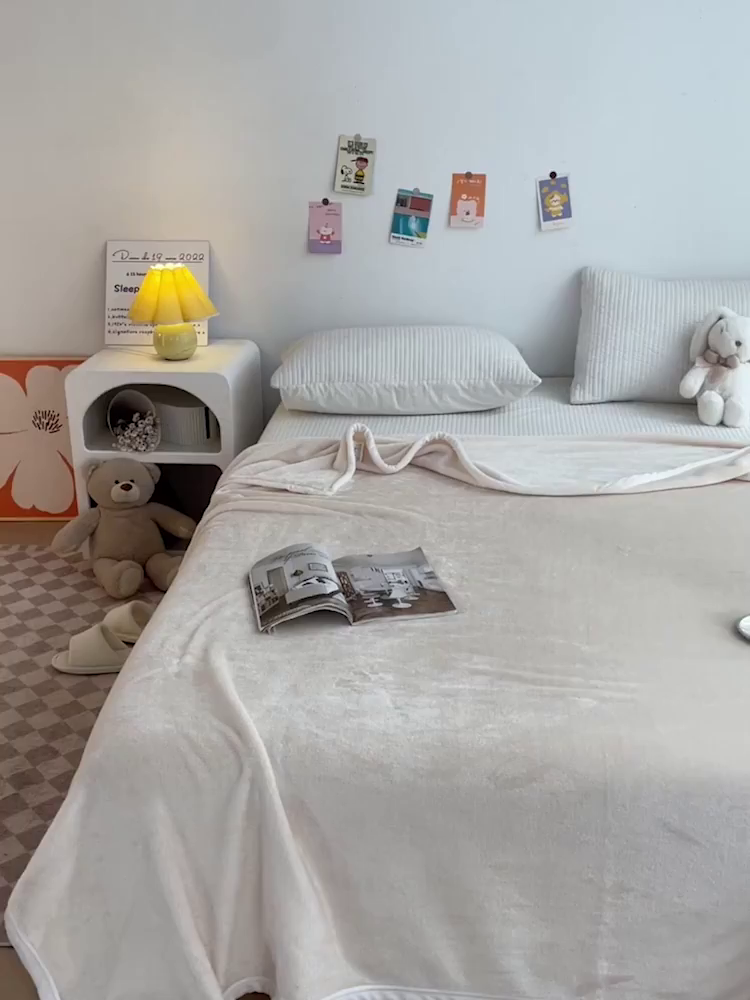 91家纺网 家纺一手货源 找家纺 启发毛毯 2025新款高克重双面牛奶绒盖毯 米白